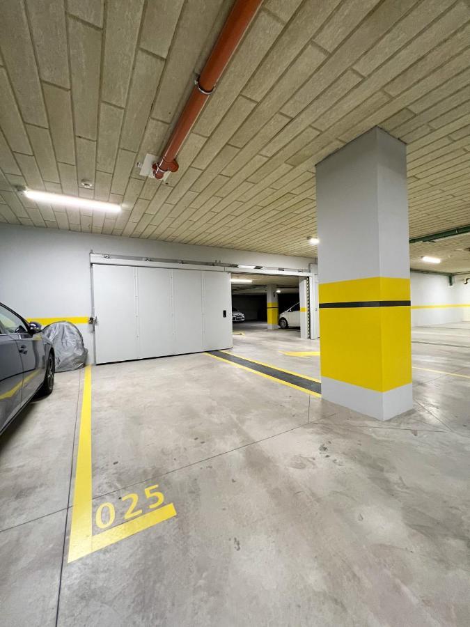 Axis Apartment
